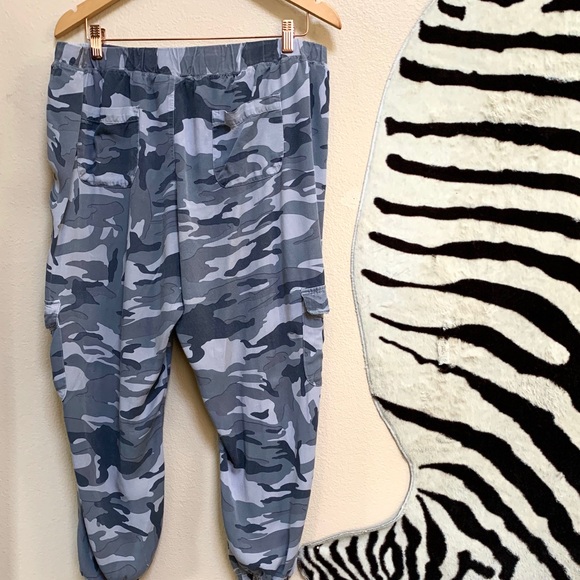CAMO JOGGERS by San Francisco City Lights - Picture 2 of 7